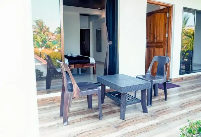 デラックスファミリールーム, Berryl Resorts