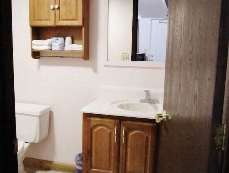 חדר סטנדרט, Going To The Sun Inn & Suites