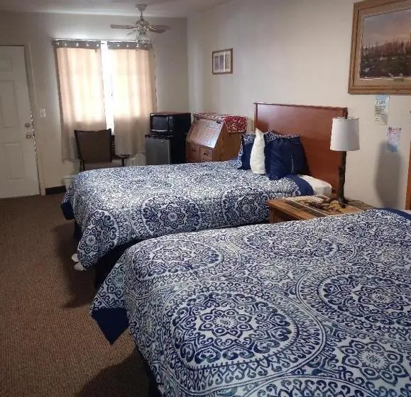 Standard-huone, Going To The Sun Inn & Suites