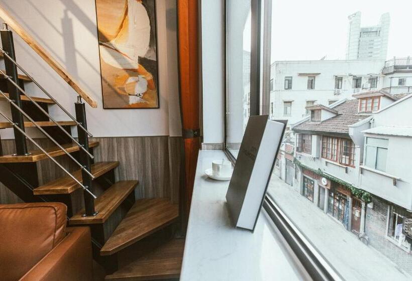 듀플렉스 스위트, Shanghai Fish Inn People Square