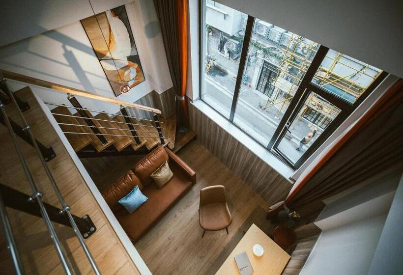 듀플렉스 스위트, Shanghai Fish Inn People Square