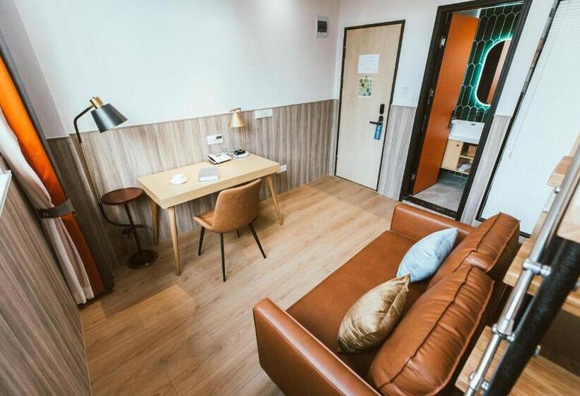 듀플렉스 스위트, Shanghai Fish Inn People Square