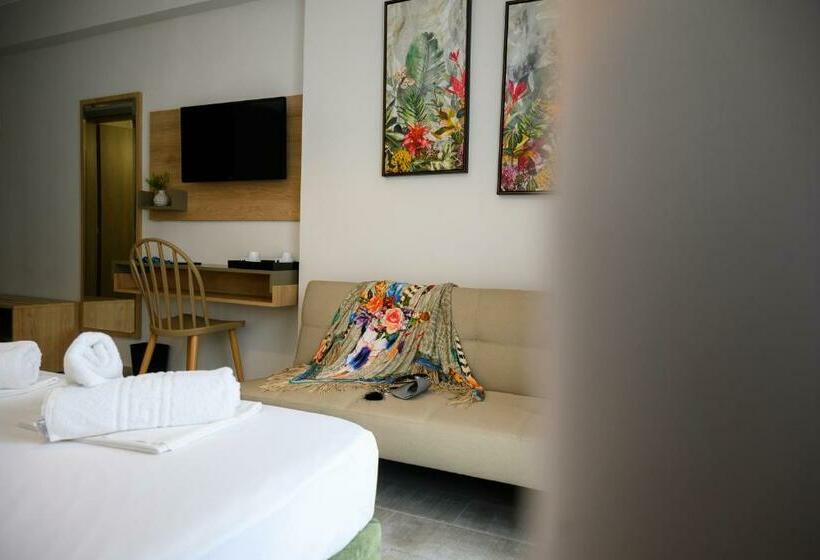 غرفة قياسية, Parthenon Art Executive Wing