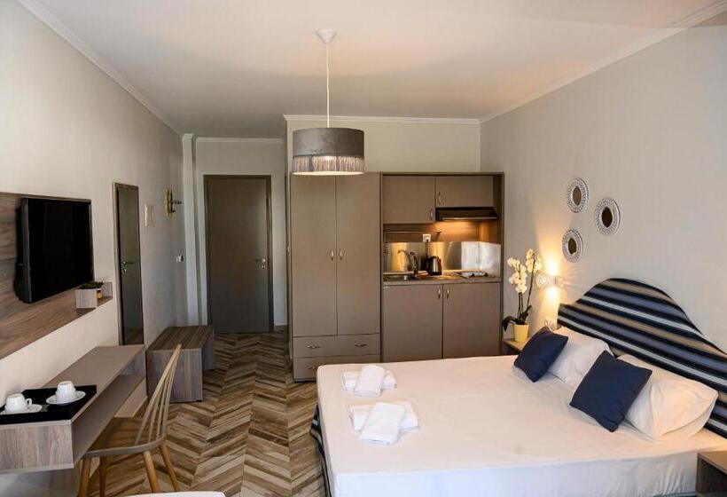 غرفة ديلوكس ثلاثية مطلة على البحر, Parthenon Art Executive Wing