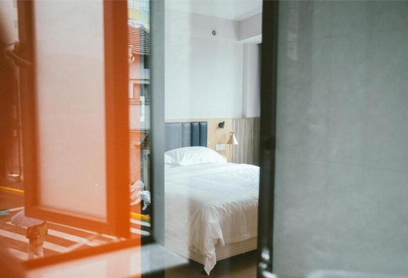 이그제큐티브 스위트, Shanghai Fish Inn People Square