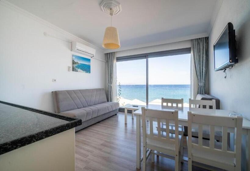 חדר סטנדרט נוף לים, Yali Sui̇tes