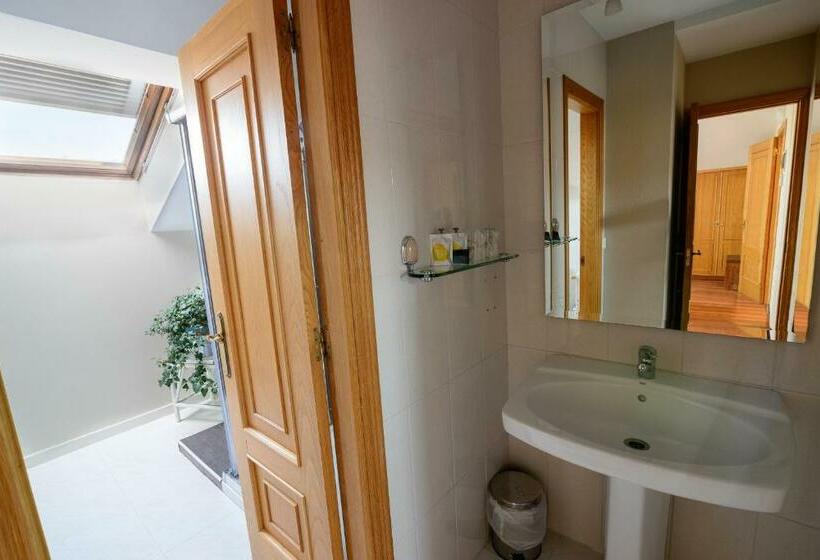 חדר סטנדרט לשלושה, Hostal El Palacio