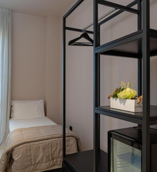 Номер Стандарт Трехместный, Elide Design