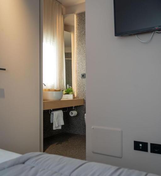 Номер Стандарт Индивидуальный, Elide Design