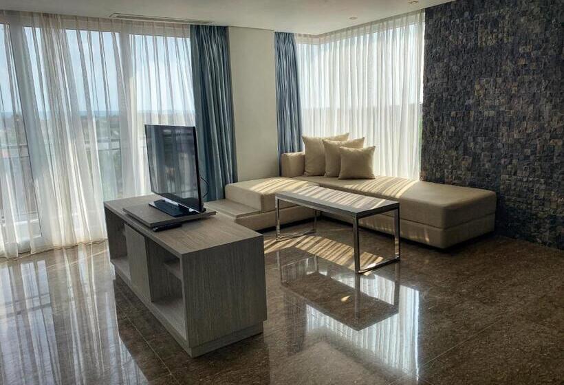 Люкс с Балконом, Daun Bali Seminyak