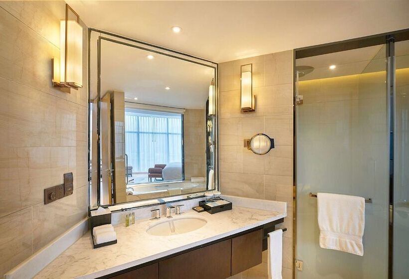 豪华房间, Doubletree By Hilton Ningbo Beilun