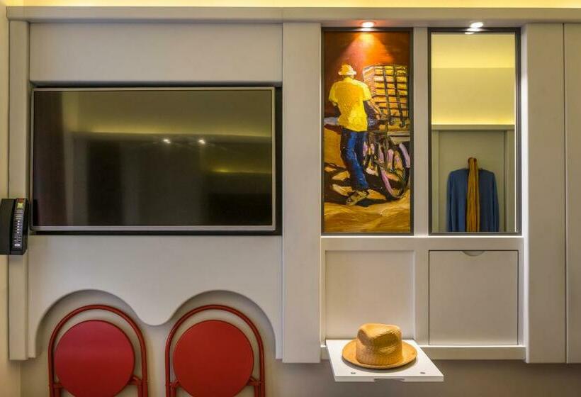 ダブルベッドスタンダードルーム, Ibis Styles Nairobi Westlands