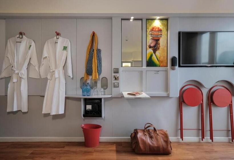 スーペリアールーム, Ibis Styles Nairobi Westlands