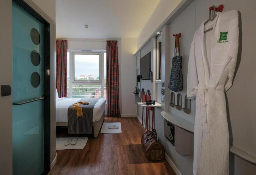 スーペリアースイート, Ibis Styles Nairobi Westlands