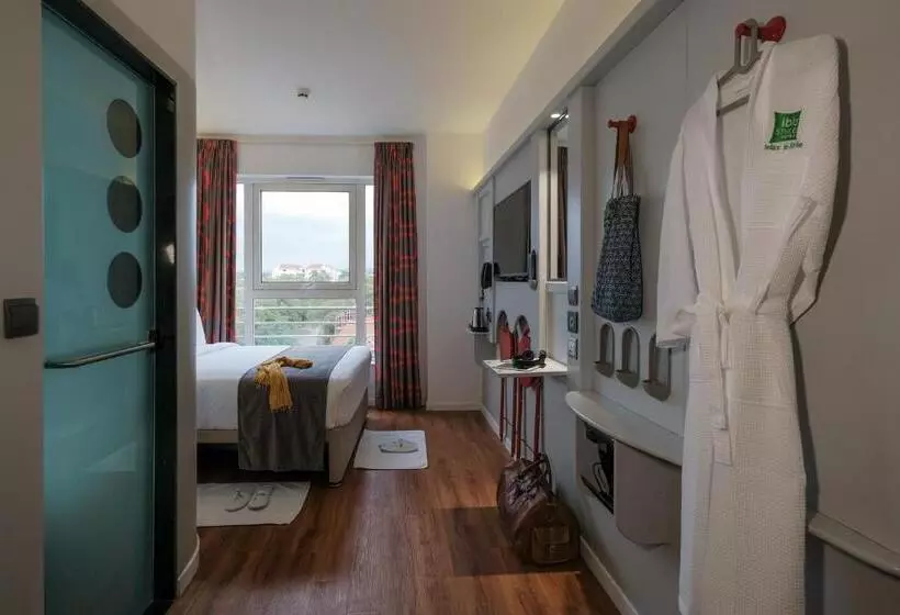سوییت سوپریور, Ibis Styles Nairobi Westlands