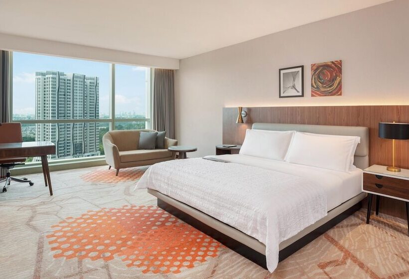 带大床的俱乐部房间, Le Méridien Putrajaya