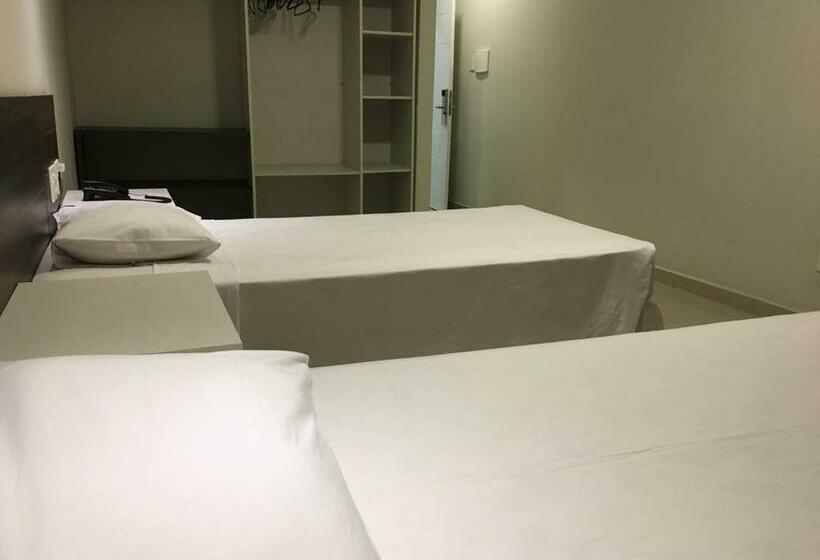 اتاق استاندارد سه نفره, Palace Santarem Brasil