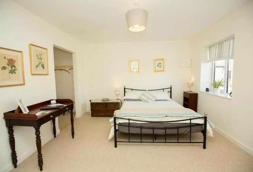 ２ベッドルームハウス, Pidley Bottom Cottages   Luxury Sc Rooms   Fully Furnished And Equipped   Kitchen   Towels And Linen