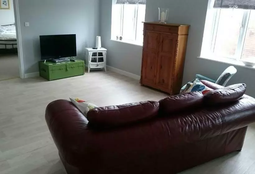 ２ベッドルームハウス, Pidley Bottom Cottages   Luxury Sc Rooms   Fully Furnished And Equipped   Kitchen   Towels And Linen