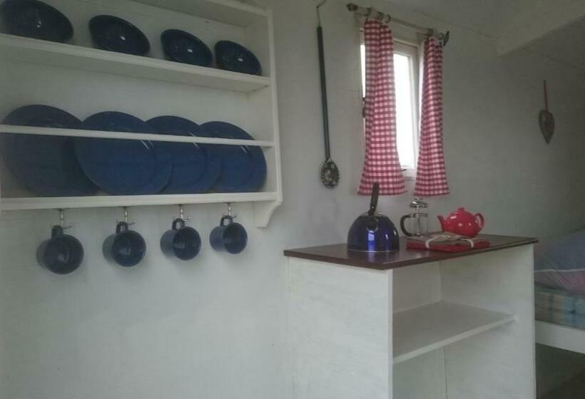 标准间, Pidley Bottom Cottages Luxury Sc Rooms Fully Furnished And Equipped Kitchen Towels And Linen