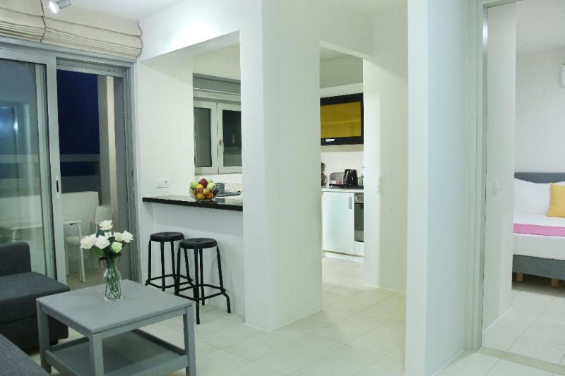 エクゼクティブルーム, The Arnawa