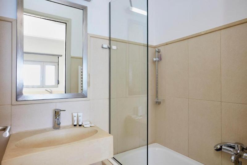 エクゼクティブルーム, The Arnawa