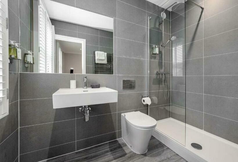 クラシックルーム, The Regent Apart