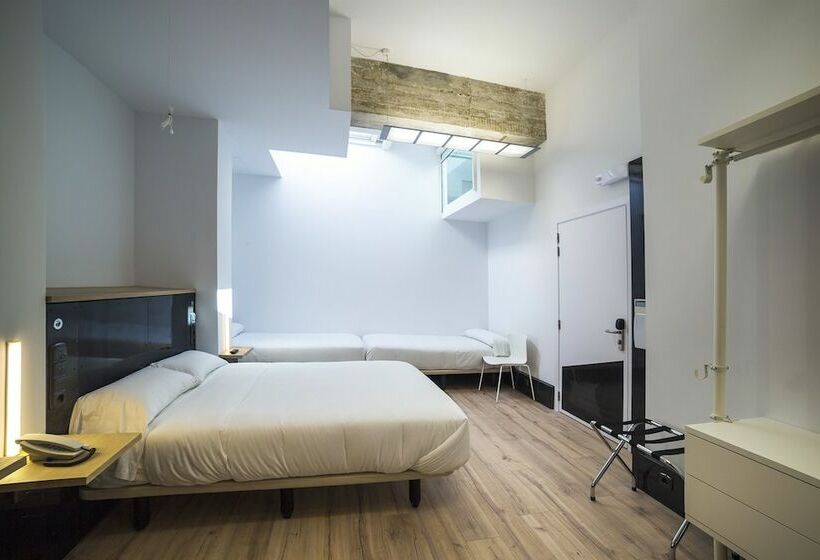 חדר סטנדרט לארבעה, Zerupe