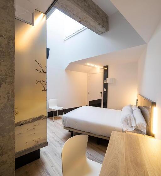 חדר סטנדרט, Zerupe