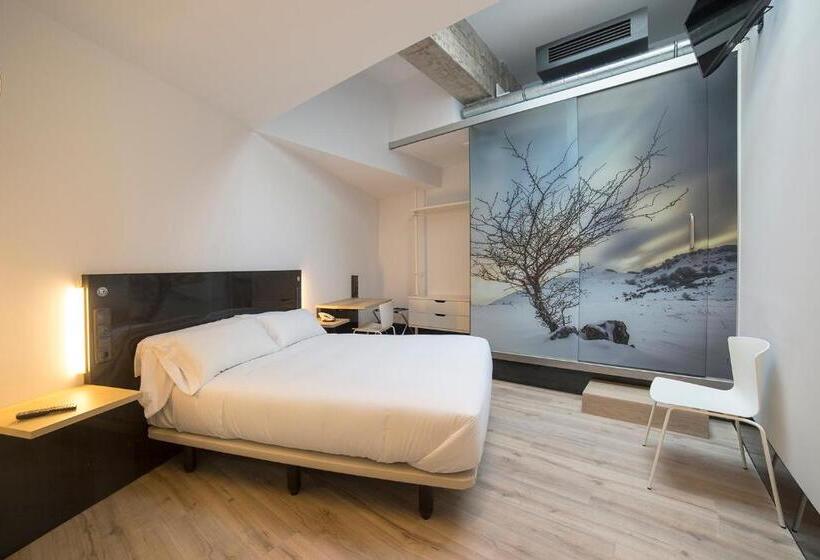 חדר סטנדרט, Zerupe