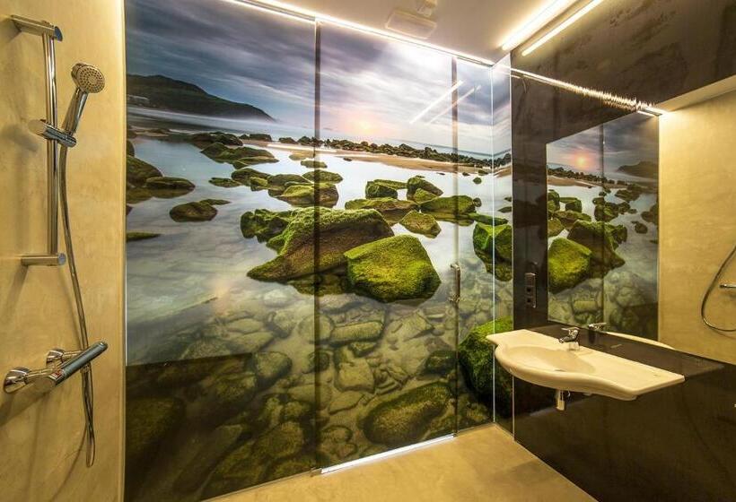 חדר סטנדרט לארבעה, Zerupe