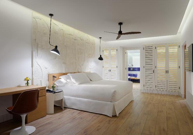 חדר סטנדרט לשלושה, Zerupe