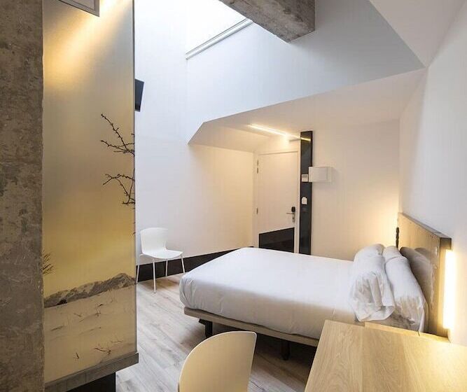 חדר סטנדרט, Zerupe