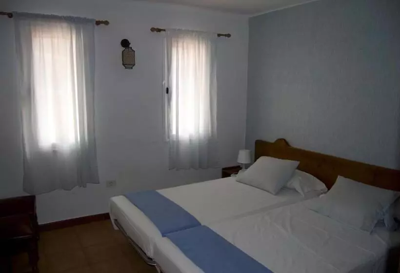 اتاق استاندارد چهار تخته, La Hoyilla Hostel   La Aldea