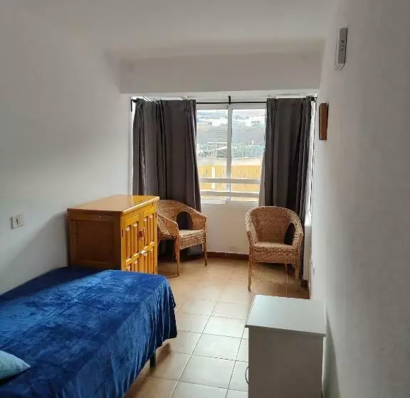 اتاق استاندارد یک نفره, La Hoyilla Hostel   La Aldea