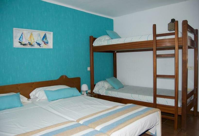 4인용 스탠다드 룸, La Hoyilla Hostel   La Aldea