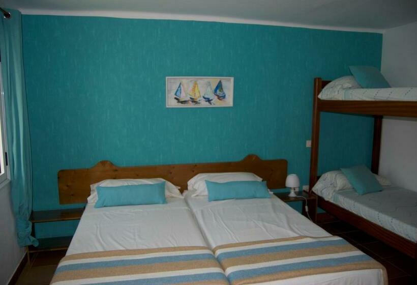 4인용 스탠다드 룸, La Hoyilla Hostel   La Aldea