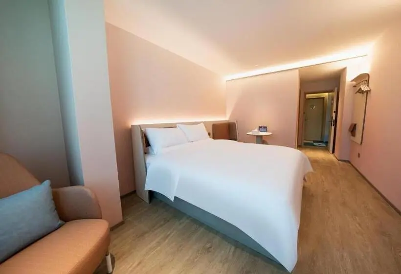 اتاق سوپریور با تخت بزرگ, Hanting Express Beijing Xinguozhan