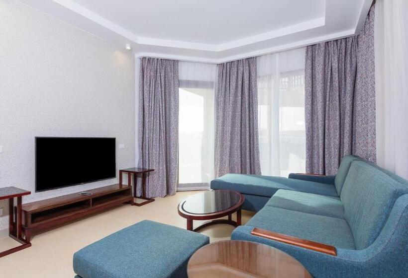 Superior suite with pool view, Pickalbatros Villaggio Aqua Park   Portofino Marsa Alam