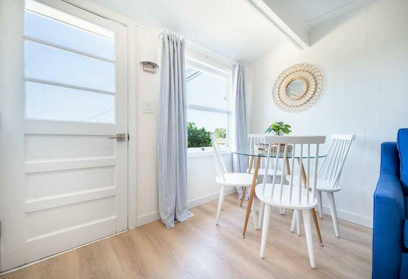 Дом 2 Спальни, Marina Bay Cottages
