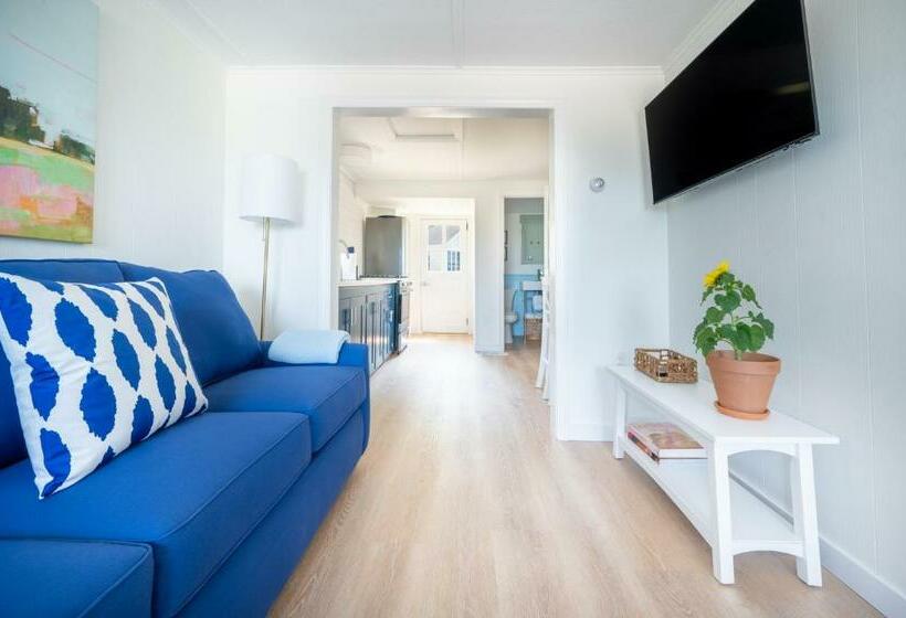 Дом 2 Спальни, Marina Bay Cottages