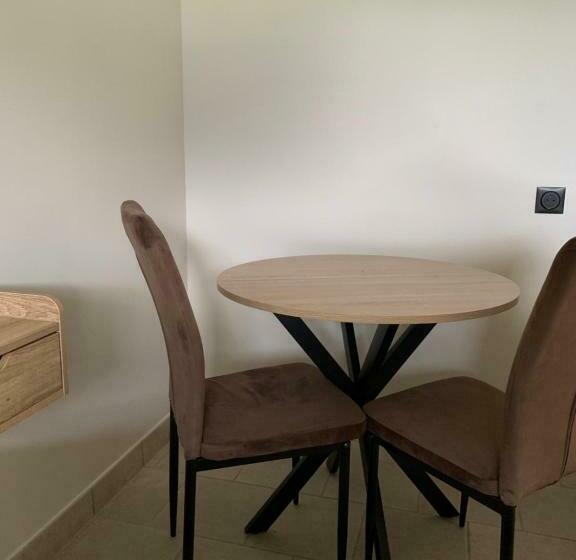 חדר סטודיו סטנדרד, La Parenthèse Enchantée