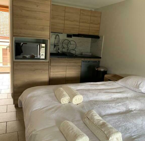 סטודיו סטנדרט עם מרפסת, La Parenthèse Enchantée