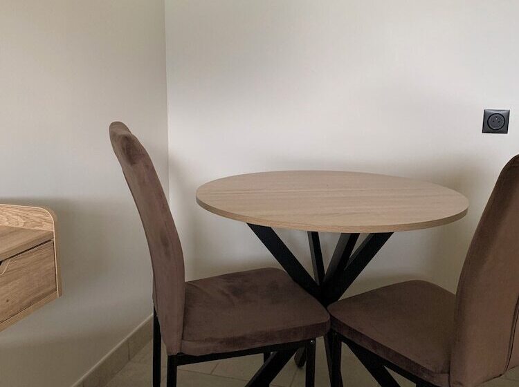 חדר סטודיו סטנדרד, La Parenthèse Enchantée