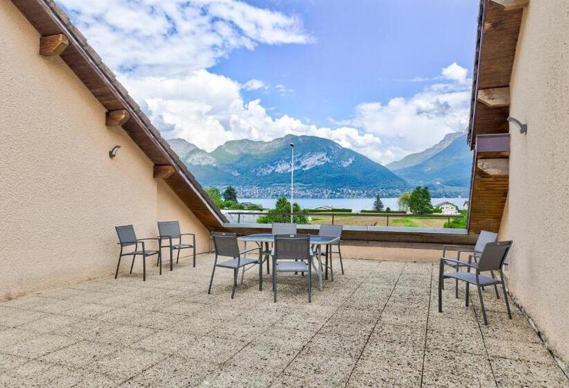 סוויטת דופלקס, La Parenthèse Enchantée