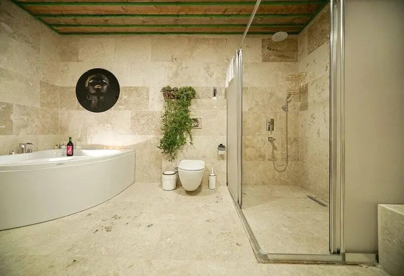 استودیوی لوکس, Serene Premium Stone House