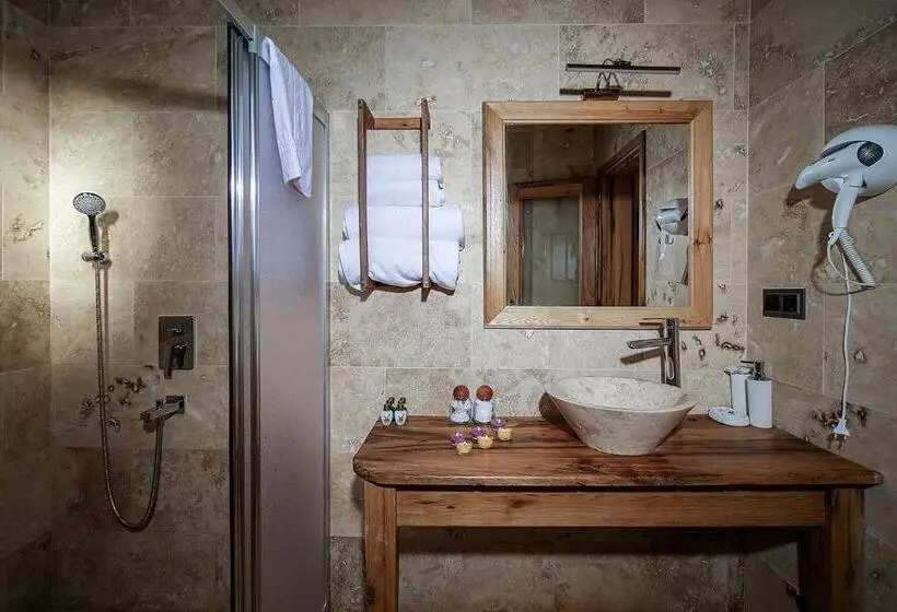 اتاق لوکس, Serene Premium Stone House