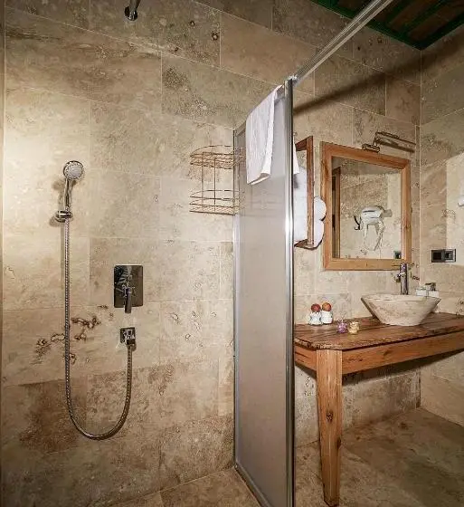 اتاق لوکس, Serene Premium Stone House