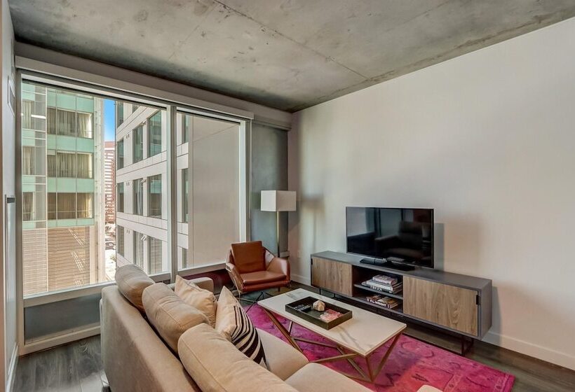 آپارتمان سوپریور 1 خوابه, Kenect Phoenix