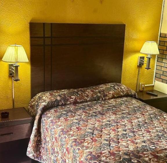 غرفة قياسية, Motel 301